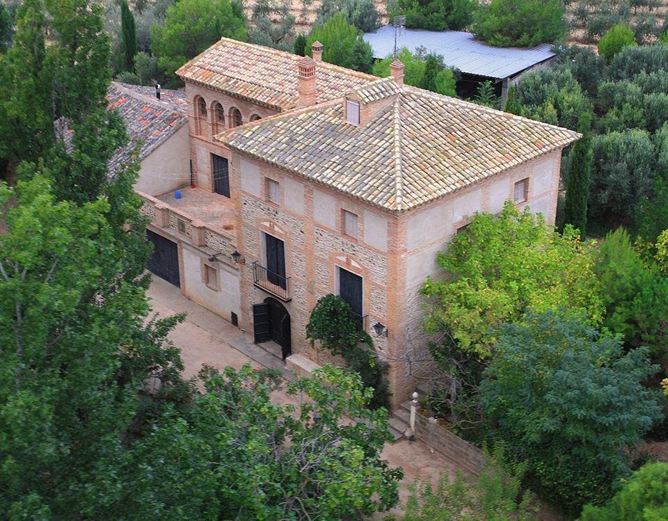 Vivienda Principal Torre De Campos Guest House Ainzon Exterior photo